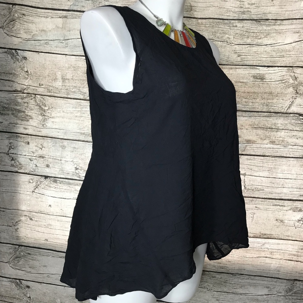 ana black sleeveless top Size XL. 


Pit to pit approx:  23 inches - Picture 6 of 7